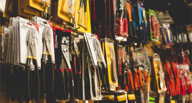 How to Attract Customers To Your Hardware Store